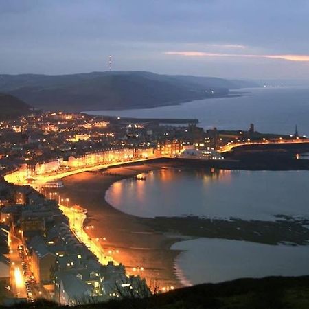 Bridge View Victorian Townhouse Central Aberystwyth Sleeps 6 Villa Exterior foto